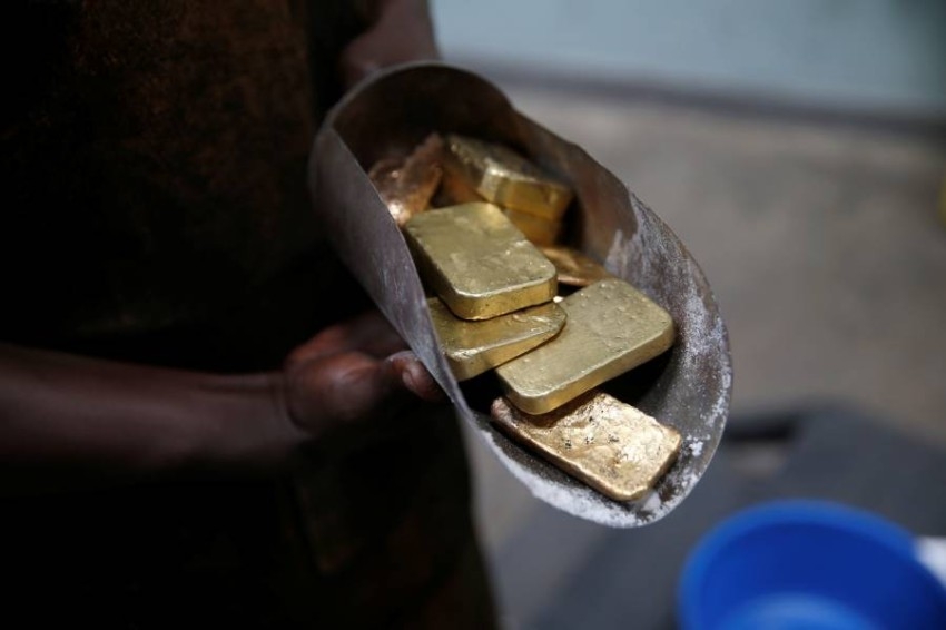 قوة الدولار وزيادات وشيكة للفائدة تدفعان الذهب إلى أدنى مستوى في 9 أشهر