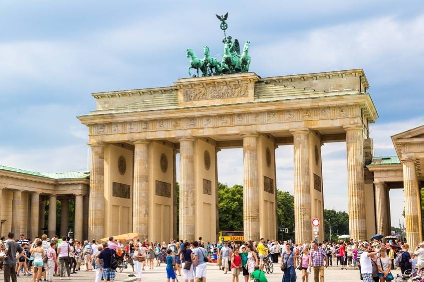 رغم ارتفاع إيرادات السياحة في ألمانيا.. لا تزال بعيدة عن مستويات ما قبل كورونا