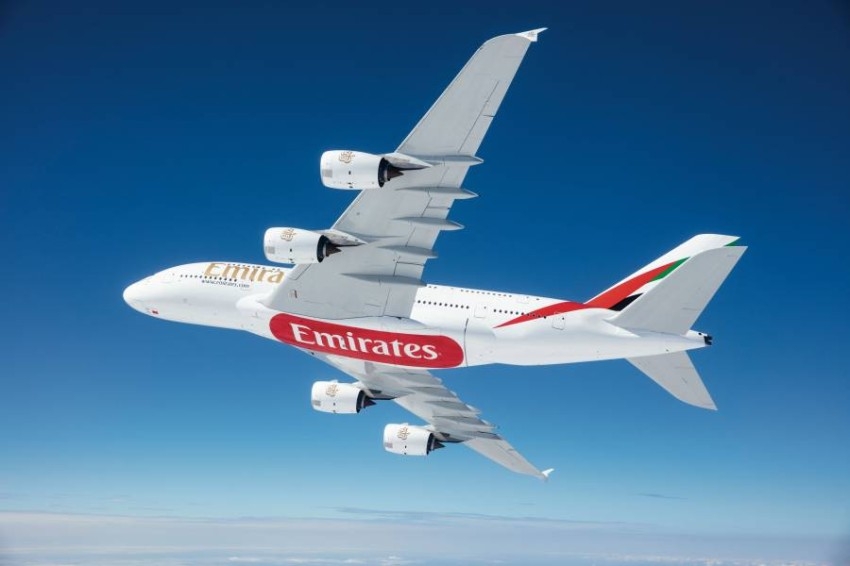 «طيران الإمارات» تُشغل رحلة يومية ثالثة إلى «لندن غاتويك»