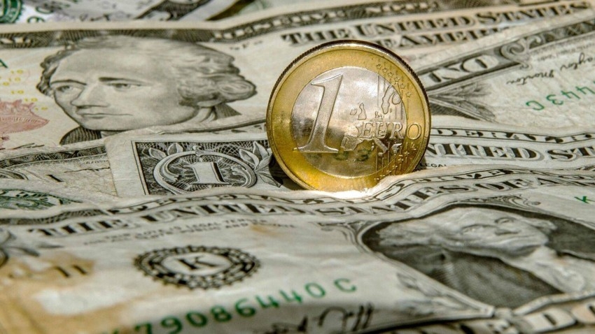 10 أسباب تدفعك لمتابعة أخبار «الدولار القوي»