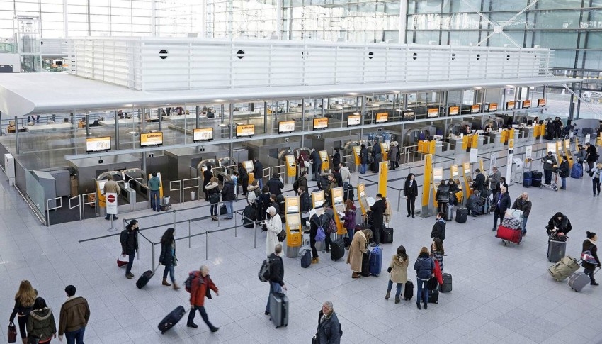 مطار ميونيخ يلغي 36 رحلة بسبب إضراب عمال تحذيري