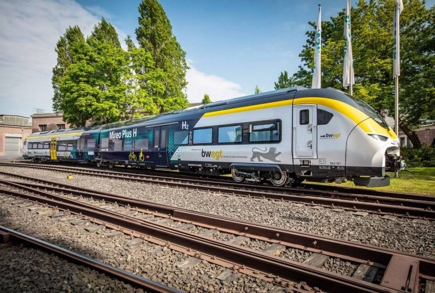 «دويتشه بان» الألمانية تعلن عن تسيير أول قطار إقليمي بالوقود الحيوي