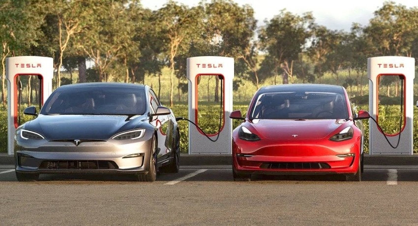 كاليفورنيا تنصح مالكي السيارات الكهربائية بعدم شحنها
