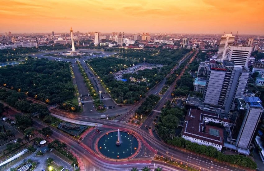 إندونيسيا تبحث شراء النفط الروسي وسط ارتفاع أسعار الطاقة