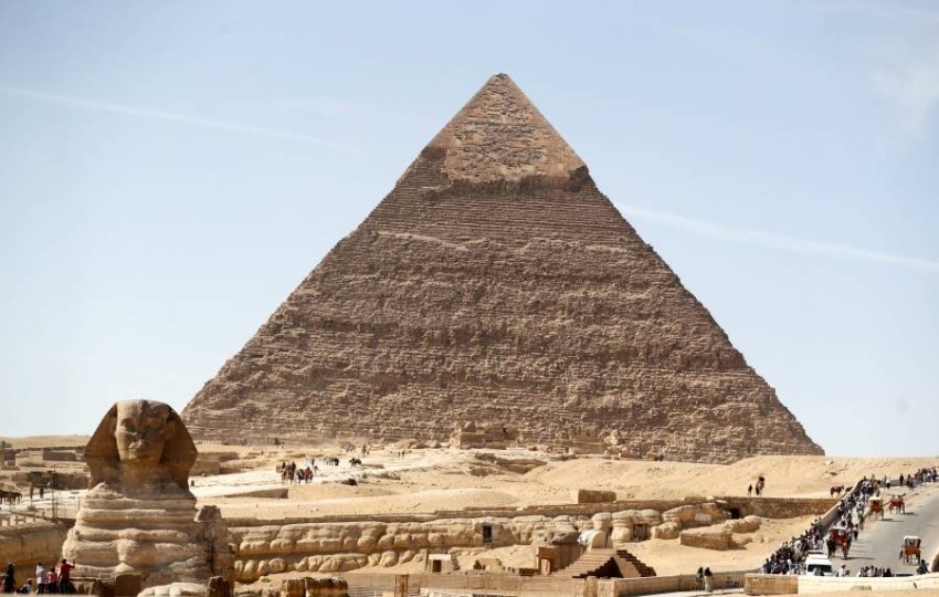 مصر تسعى لمضاعفة إيرادات قطاع السياحة إلى 30 مليار دولار سنوياً