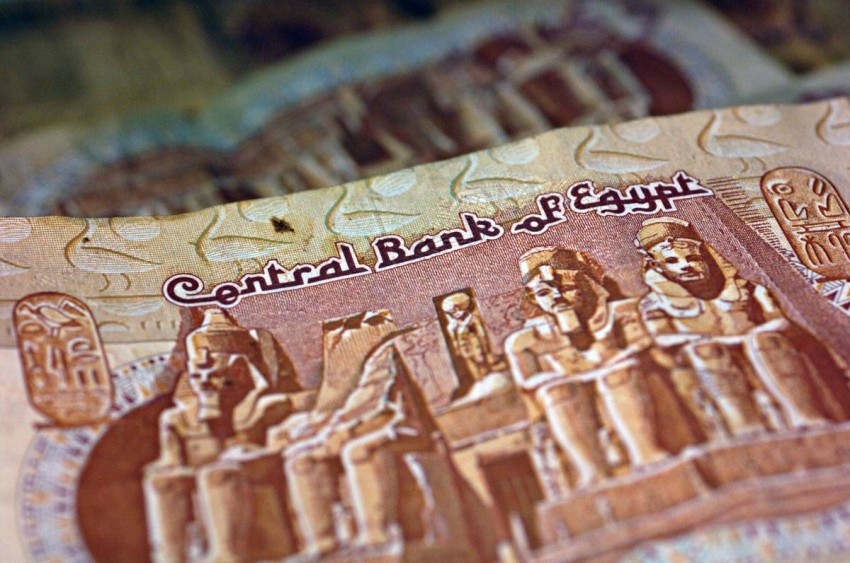 الحكومة المصرية تطرح عملة جديدة فئة الـ«2 جنيه»