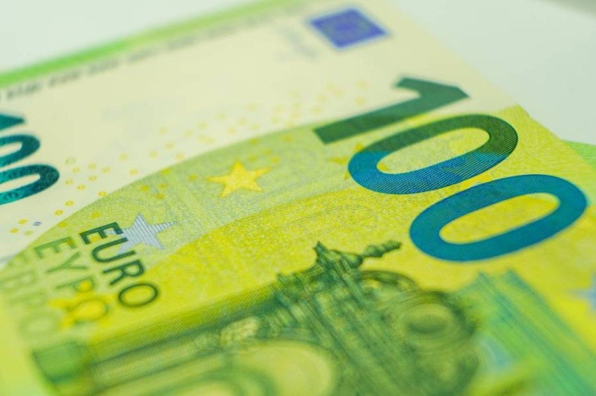 سعر اليورو مقابل الريال السعودي والدرهم الإماراتي اليوم الاثنين 26 سبتمبر 2022