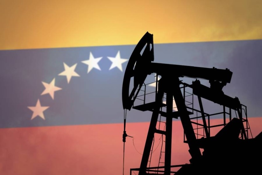 بعد خفض «أوبك+» الإنتاج.. هل تخفف الولايات المتحدة العقوبات عن فنزويلا؟