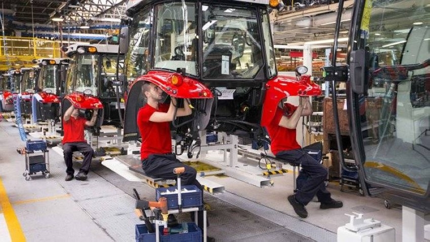 تراجع الإنتاج الصناعي الفرنسي 10% خلال الربع الرابع