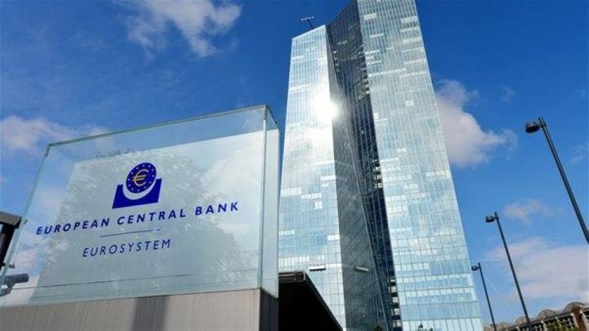 «المركزي الأوروبي» يعمل على إبطاء وتيرة رفع أسعار الفائدة