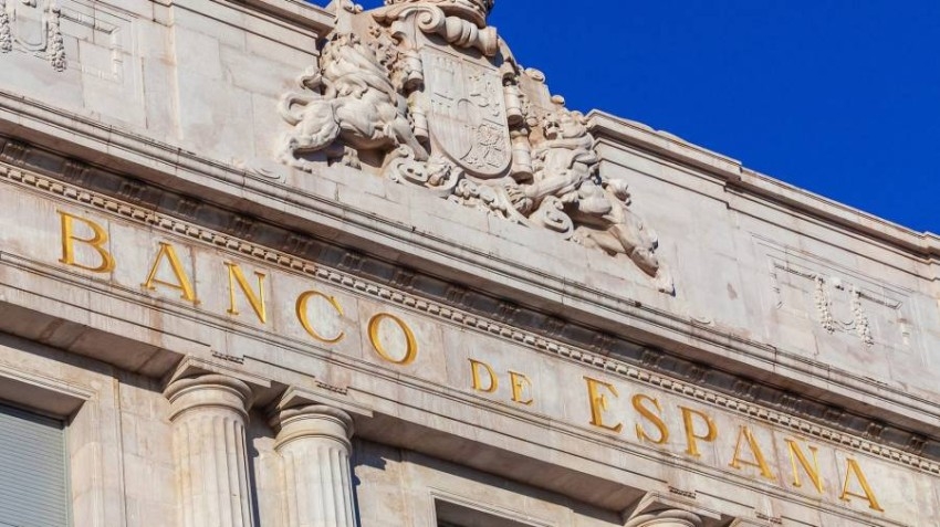 المركزي الأوروبي وإسبانيا يستعدان لـ«صدام محتمل» بسبب ضريبة البنوك