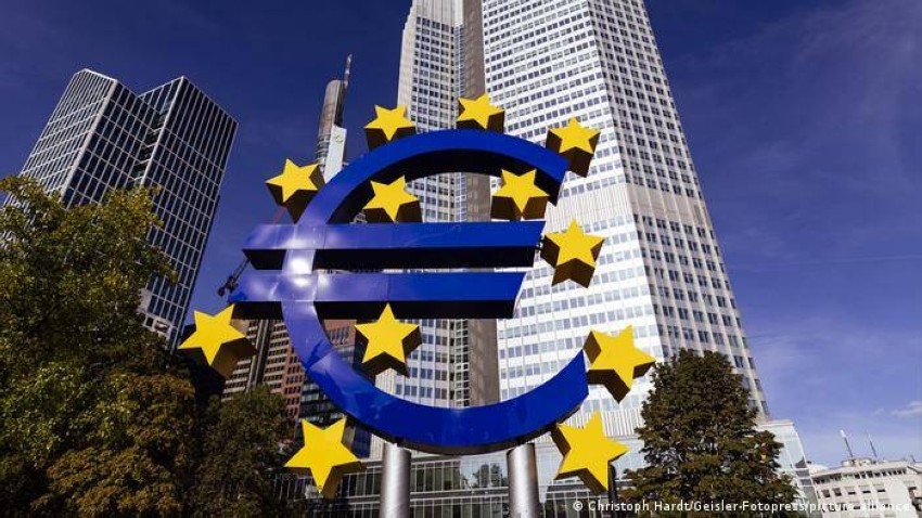 كيف استفادت البنوك الأوروبية من ارتفاع أسعار الفائدة؟