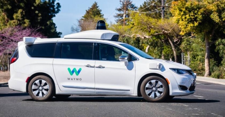 «واي مو» تعلن عن خدمة التاكسي الروبوت في لوس أنجلوس