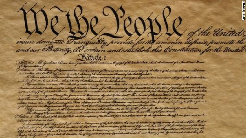 مزاد على نسخة من الدستور الأمريكي بقيمة تقديرية تصل إلى 30 مليون دولار