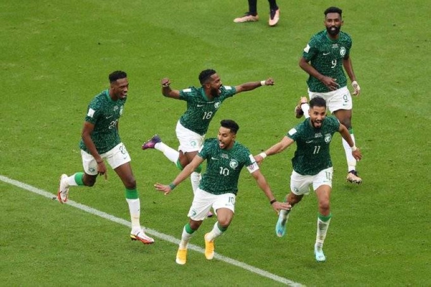 السعودية تحقق فوزاً تاريخياً على الأرجنتين.. كُبرى مفاجآت كأس العالم