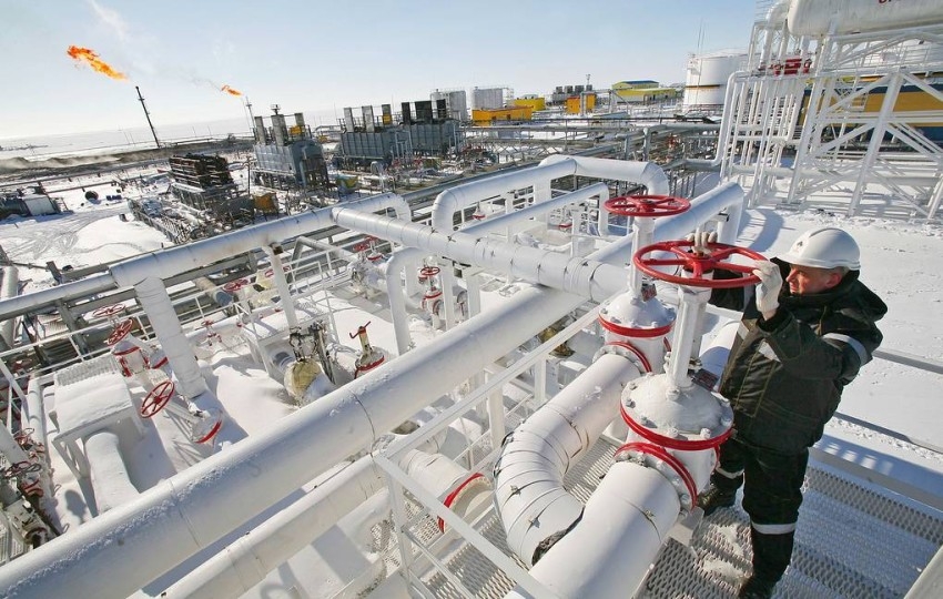 بعد وضع سقف لسعر النفط الروسي.. موسكو تناقش 3 خيارات للانتقام