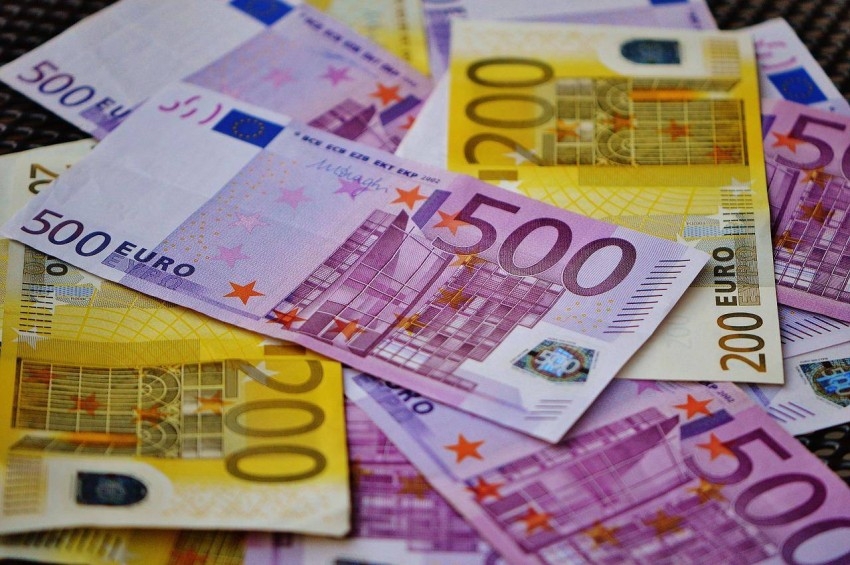 سعر اليورو اليوم الخميس 15 ديسمبر مقابل الدولار وبقية العملات الأخرى