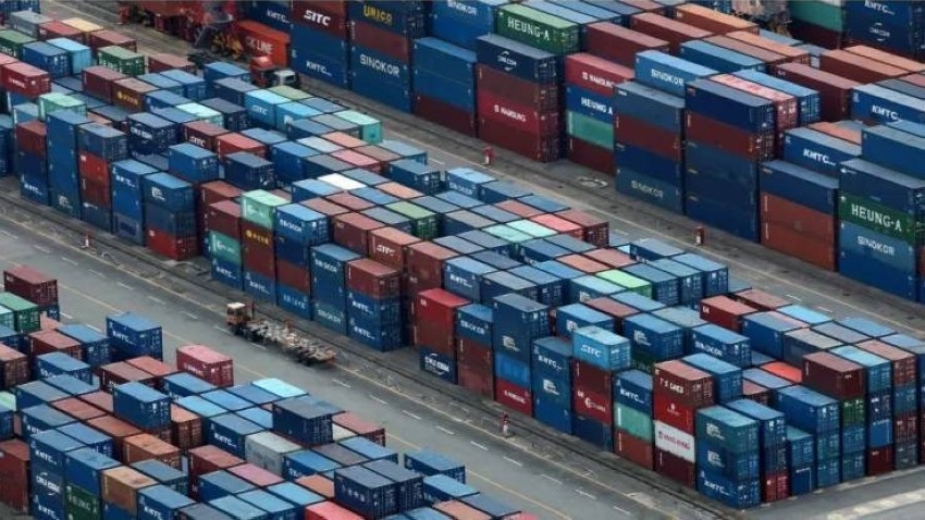 التباطؤ الاقتصادي يخيم على كوريا الجنوبية مع تراجع الصادرات