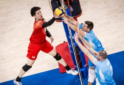 Japan's Yuki Ishikawa (left) scored a match-high 27 points during his team's win over Slovenia in the Nations League semifinals. 