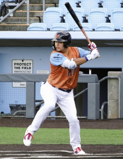 Yoshitomo Tsutsugo joined the independent league Staten Island FerryHawks after being released by the Rangers' Triple-A affiliate in June.