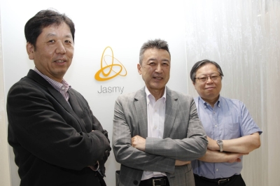 Jasmy President Kazumasa Sato (center), Executive Officer Hidehiko Kakinuma (left) and head of software development Takashi Hagiwara at the company's office in Tokyo in July