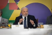 Brazilian President Luiz Inacio Lula da Silva and Prime Minister Fumio Kishida have agreed on Japan's visa exemption for Brazilian visitors during their summit in May. | Bloomberg