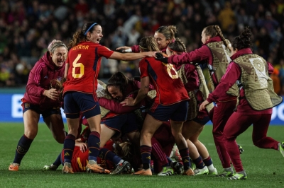Spain's players celebrate defender Olga Carmona's game-winning goal against Sweden during their 2023 FIFA Women's World Cup semifinal in Auckland on Tuesday.