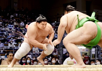 Concerns over brain injuries could one day see wrestlers return to a standing tachiai (initial charge) rather than crouching.