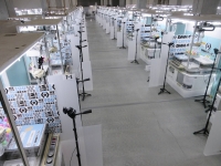 About 500 machines for DMM.com's claw games are placed a warehouse in Saitama Prefecture. | Kyodo