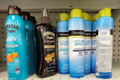 With temperatures around the world reaching record highs this summer, you may want to reconsider which sunscreen you are using, experts say, as not all sunscreens are the same.