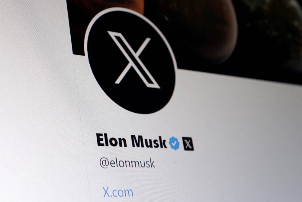 X is planning to remove the headline and text while retaining just the lead image from links to news articles shared on the platform, Elon Musk has said.