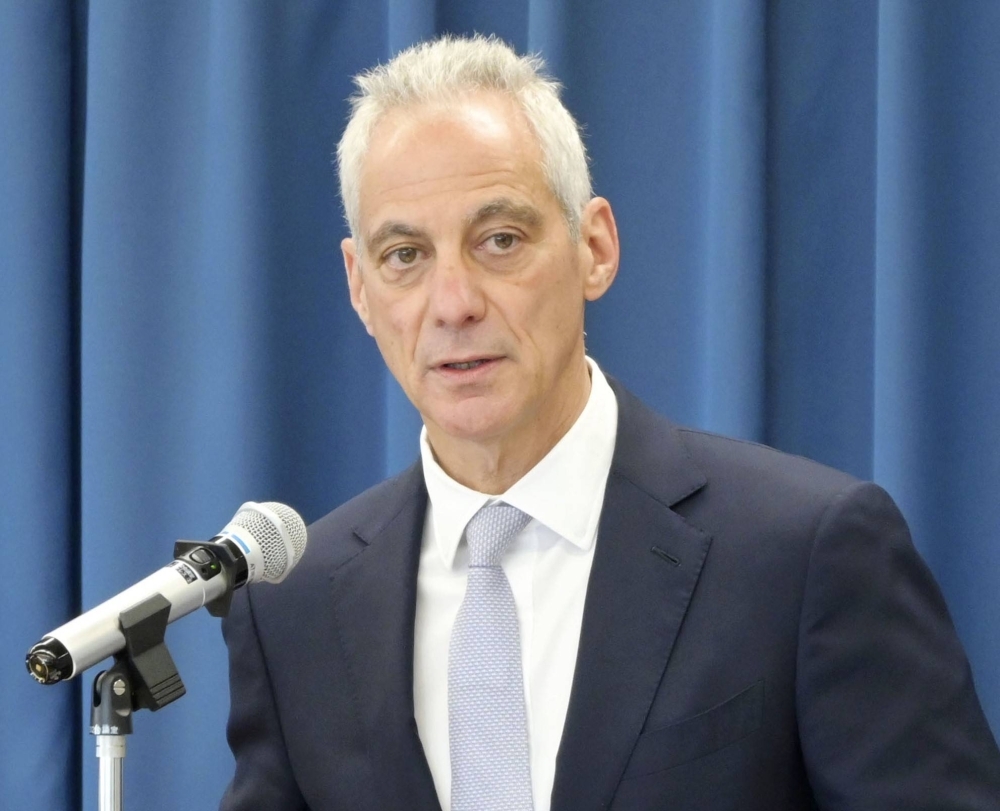 U.S. Ambassador to Japan Rahm Emanuel will visit Soma, Fukushima Prefecture, next week to show support for Tokyo's decision to release treated water from the Fukushima No. 1 plant.