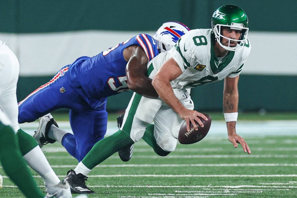 Veteran quarterback Aaron Rodgers' (right) injury came just four plays into his Jets debut at MetLife Stadium in East Rutherford, New Jersey, on Monday.