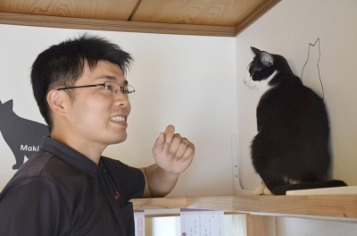 Yoriyuki Okuda, a veterinarian who heads a nonprofit organization in Gifu Prefecture that provides pet "guardianship" services through a mutual aid group it launched in 2017, on July 19