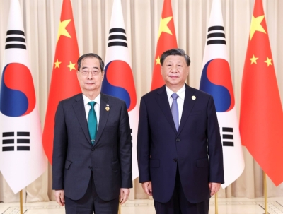 Chinese leader Xi Jinping and South Korean Prime Minister Han Duck-soo meet Saturday, on the sidelines of the Asian Games.