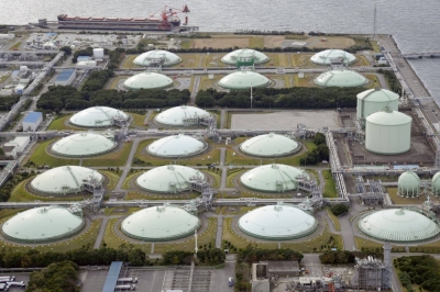 Liquefied natural gas tanks in Sodegaura, Chiba Prefecture