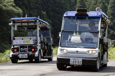 Self-driving vehicles featuring level-4 capabilities in Eiheiji, Fukui Prefecture. The limited availability of autonomous driving in Japan stands in stark contrast to the U.S. and China.