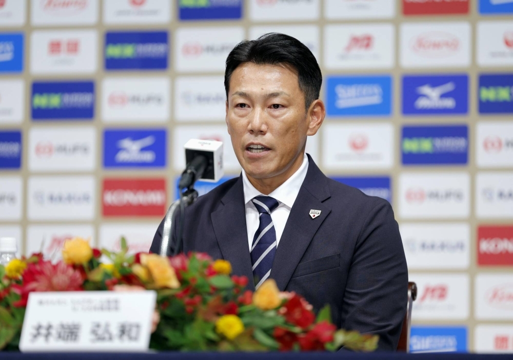 Hirokazu Ibata discusses his appointment as manager of Samurai Japan at a news conference on Wednesday.