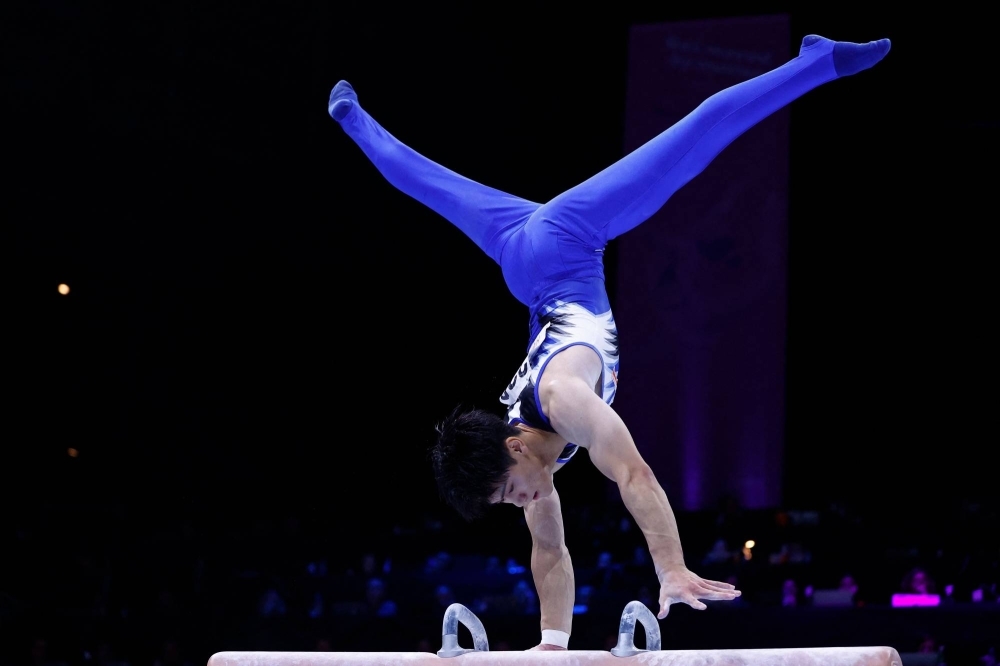 Daiki Hashimoto competes during the men's all-around final at the world championships in Antwerp on Thursday.