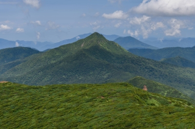 Mount Asahi, in Nasu, Tochigi Prefecture, is seen from Mount Sanbonyari. The bodies of four elderly hikers were found Saturday morning near a trail on Mount Asahi.