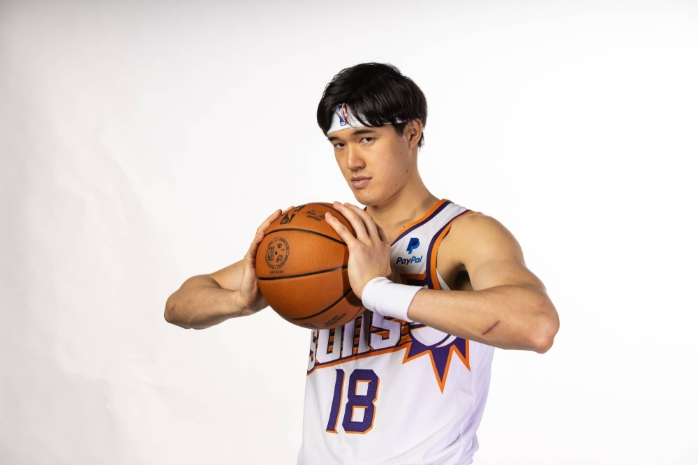Suns forward Yuta Watanabe is aiming to raise his three-point accuracy from the 44.4% he recorded last season to 50%.