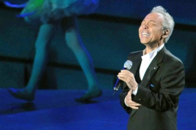 Shinji Tanimura sings at the opening ceremony of the Shanghai World Expo in April 2010.