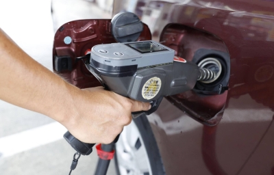 The government is planning to extend subsidies for gasoline and utility expenses through the end of April.