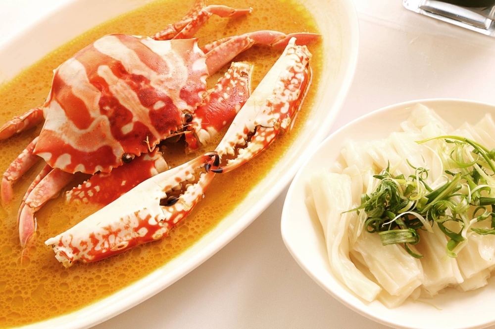 The Chairman's steamed flower crab with aged Shaoxing wine and chicken oil