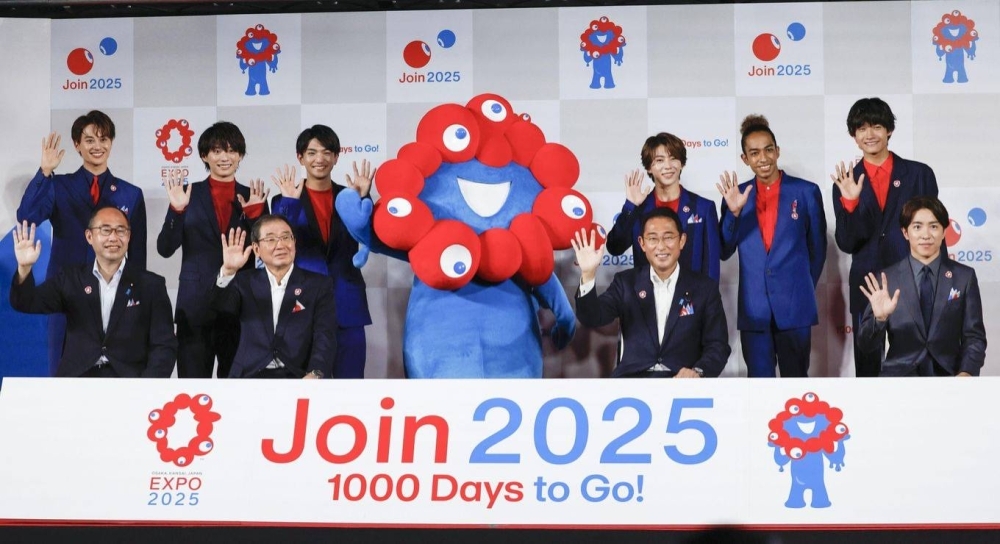 Industry minister Yasutoshi Nishimura and Hanako Jimi, minister for the World Expo 2025, have said that inflated expenses for the expo venue's construction are inevitable for a successful event given soaring material and labor costs.
