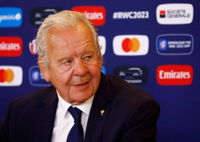World Rugby chief Bill Beaumont has welcomed a study of the impact of collisions on the heads of rugby players.