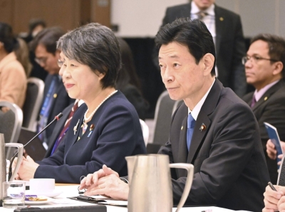 Foreign Minister Yoko Kamikawa (left) and trade minister Yasutoshi Nishimura attend a ministerial meeting of the Indo-Pacific Economic Framework in San Francisco on Monday.