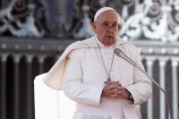 Since Pope Francis' landmark encyclical in 2015 urging a break with fossil fuels, hundreds of Catholic institutions around the globe have announced plans to divest their finances of oil, gas and coal to help fight climate change. But in the United States, the world's top oil and gas producer, not a single diocese has announced it has let go of its fossil fuel assets. | REUTERS
