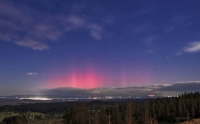 An aurora is observed in Bihoro, Hokkaido, on Friday. | KAGAYA / VIA KYODO
