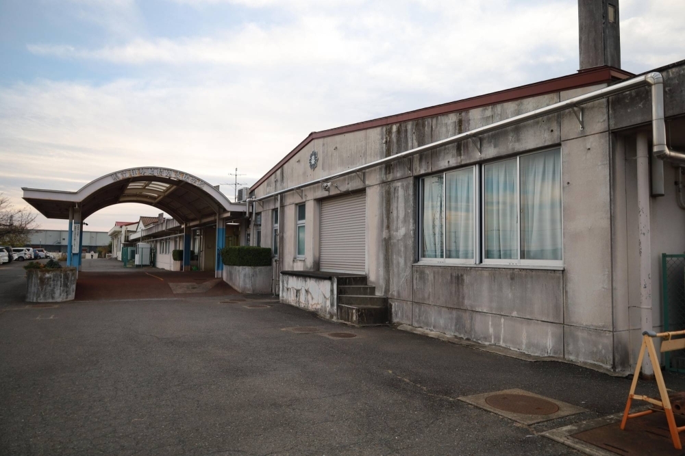 The Gunma Prefectural School for Special Education in Isesaki, Gunma Prefecture — a school for children with special needs that is rapidly aging.